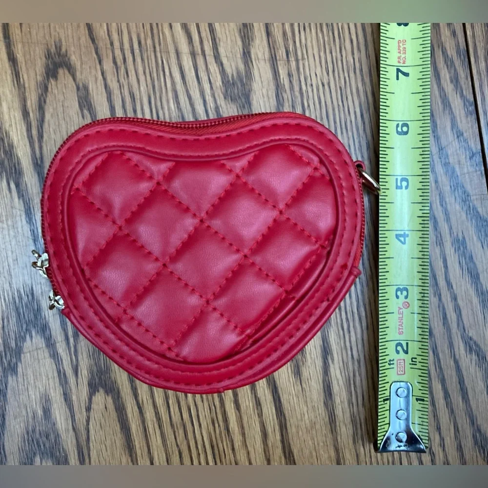 N/A quilted red